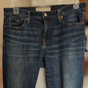 Gap 1969 Best Girlfriend Jeans size 30